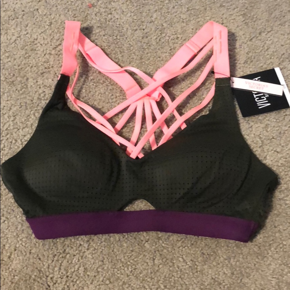 VS Sports Bra